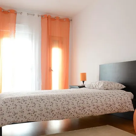 Entrecampos 6 아파트 *