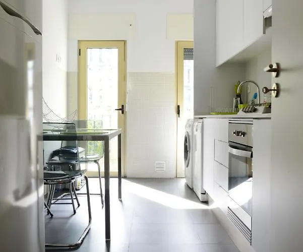 Entrecampos 6 * Lisbon