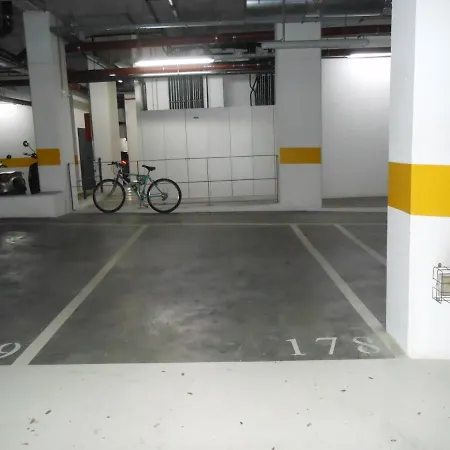 アパート Entrecampos 6 リスボン